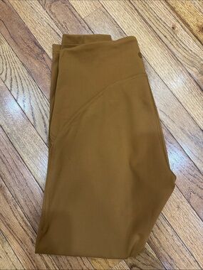 Brown Active Lululemon Leggings - Comfortable Stretch Bottoms